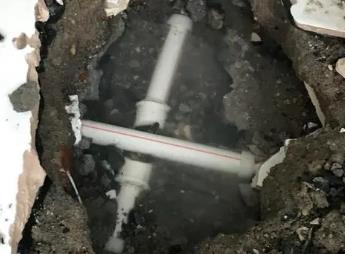 景东阳台漏水维修公司为您分享楼上楼下漏水怎么处理